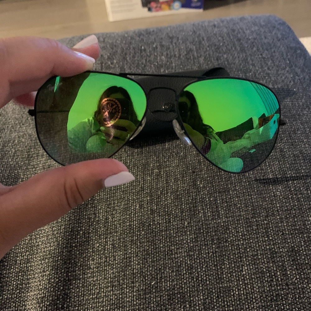 Ray-Ban aviator
